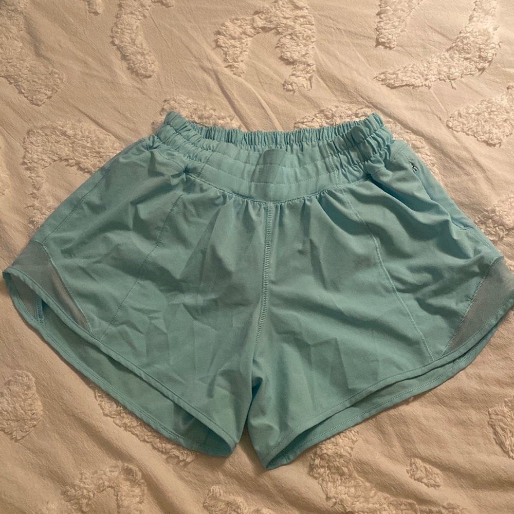 Lululemon Hotty hot high rise shorts